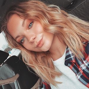 Meet your Posher, Kiersten